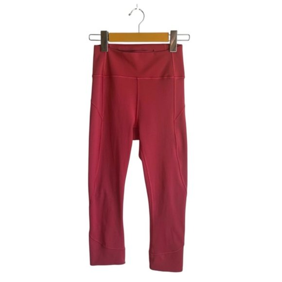 Lululemon In Movement Crop *Everlux 19" Size 4 Vintage Rose - Picture 2 of 9